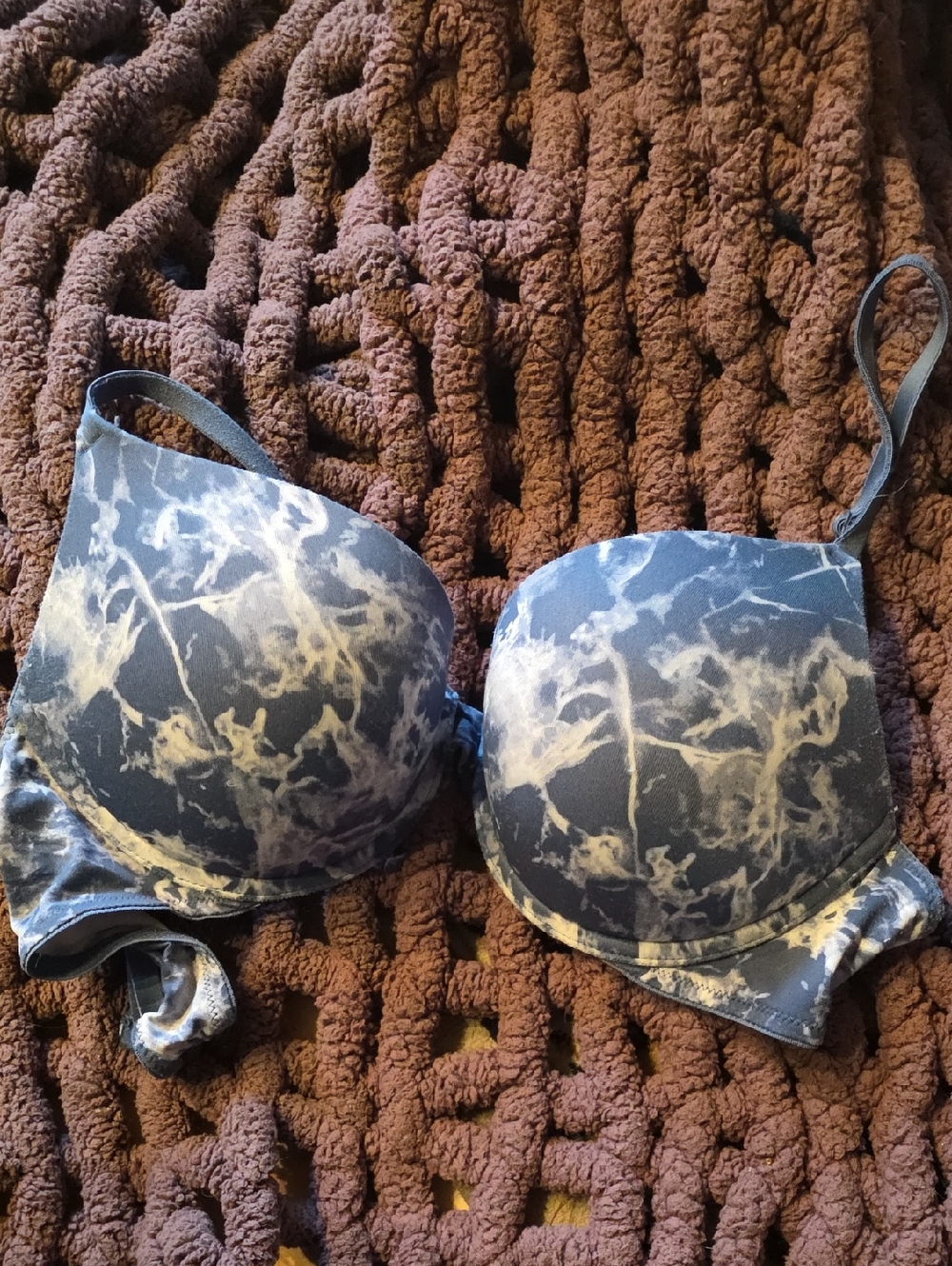 Victoria Secret Women's Padded Blue Marble Print Bra 36b